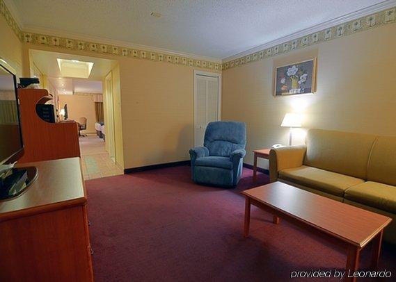 Comfort Inn & Suites Квакертаун Екстер'єр фото